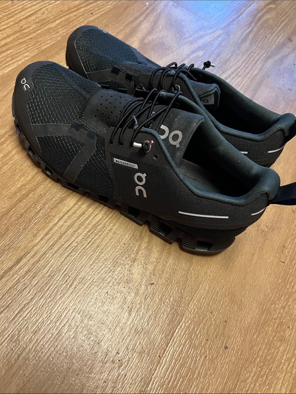 On Cloud black running shoes womens size 7